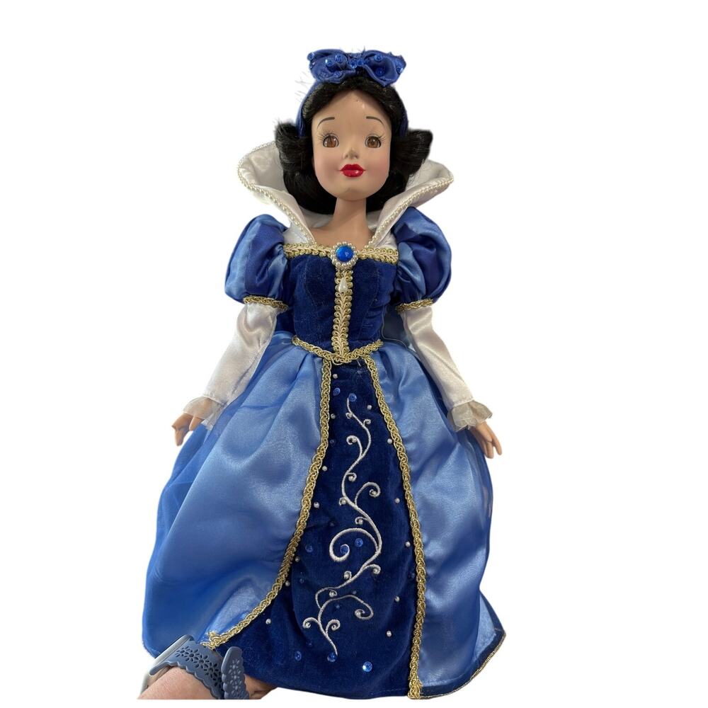 Rare Disney Snow White Porcelain Doll Holiday Jewel 16"